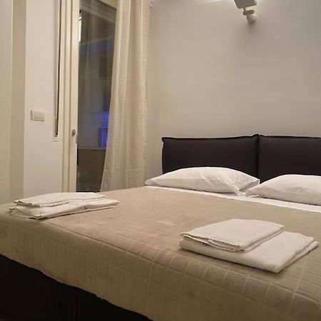 Lauren Apartment ฟลอเรนซ์ ภายนอก รูปภาพ
