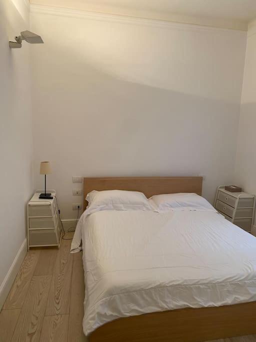 Lauren Apartment ฟลอเรนซ์ ภายนอก รูปภาพ