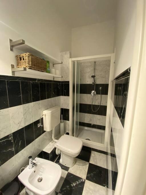 Lauren Apartment ฟลอเรนซ์ ภายนอก รูปภาพ