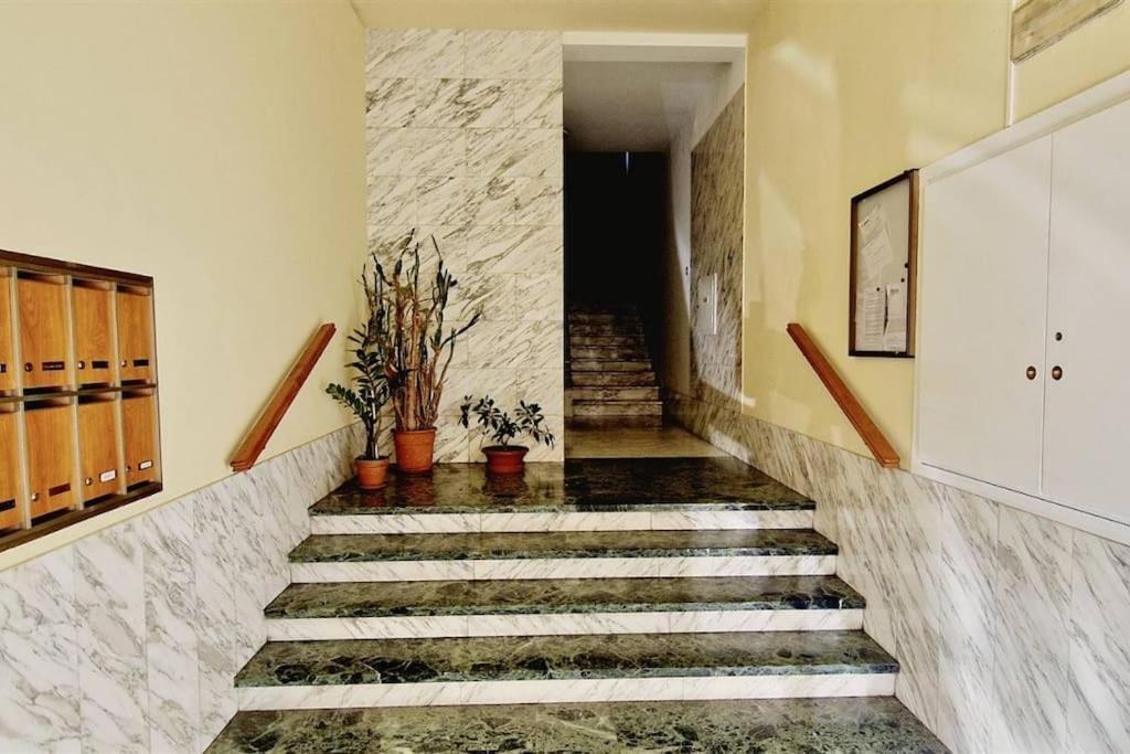 Lauren Apartment ฟลอเรนซ์ ภายนอก รูปภาพ